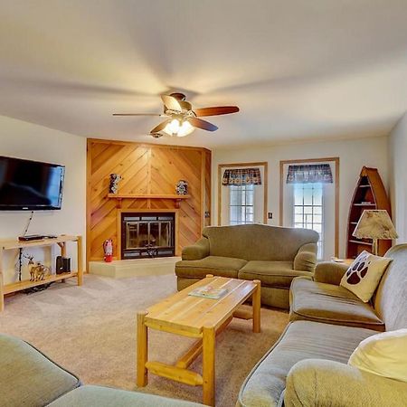 Brown Family Condo For Families Golf Trips And Girls Getaways Wisconsin Dells Exteriér fotografie