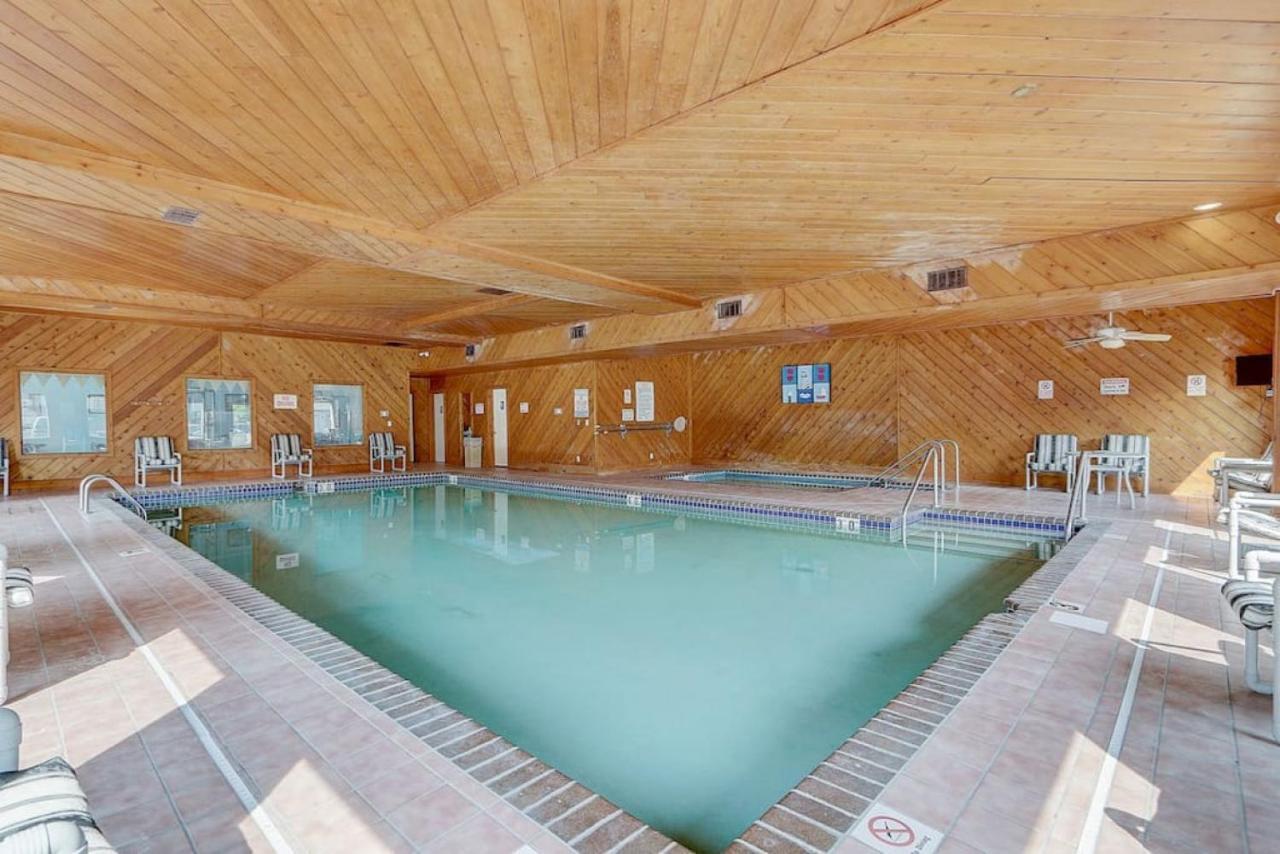 Brown Family Condo For Families Golf Trips And Girls Getaways Wisconsin Dells Exteriér fotografie