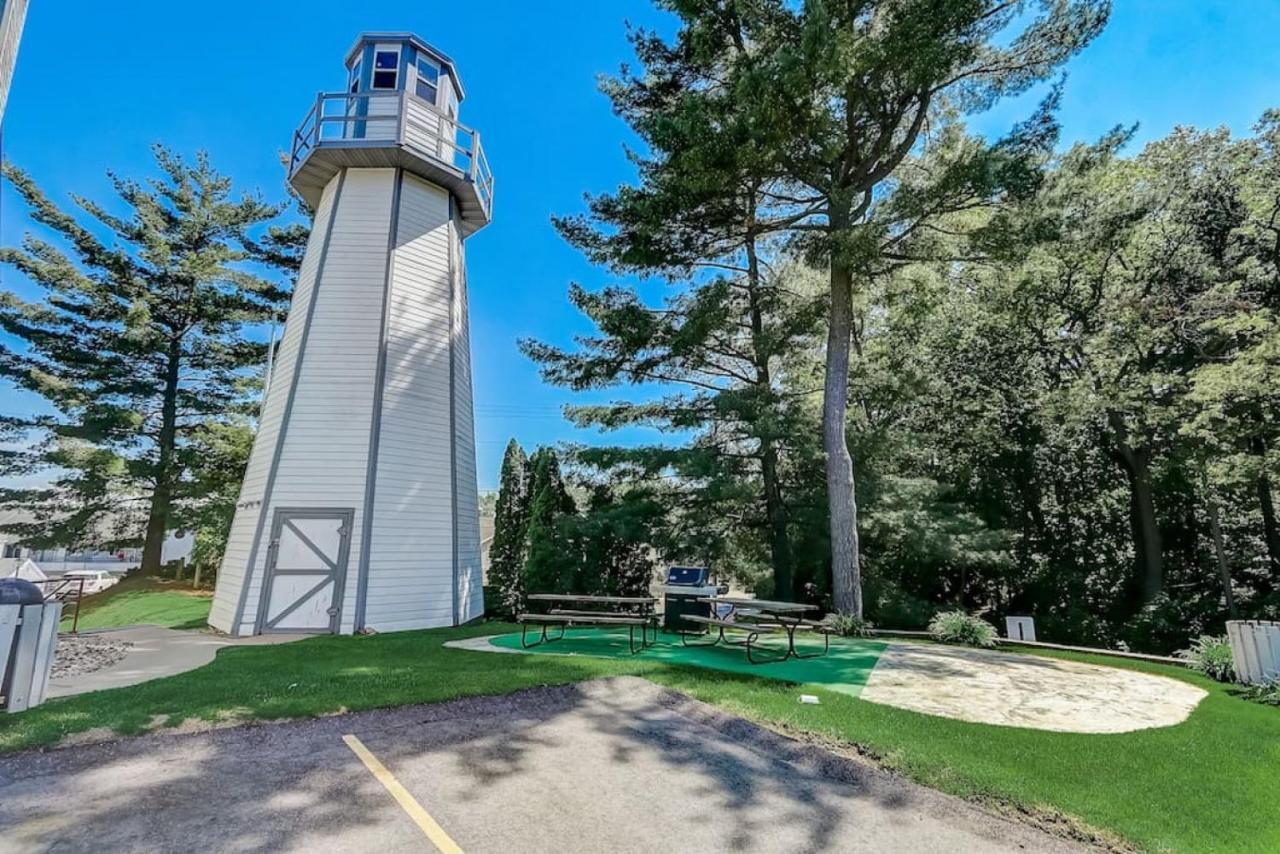 Brown Family Condo For Families Golf Trips And Girls Getaways Wisconsin Dells Exteriér fotografie